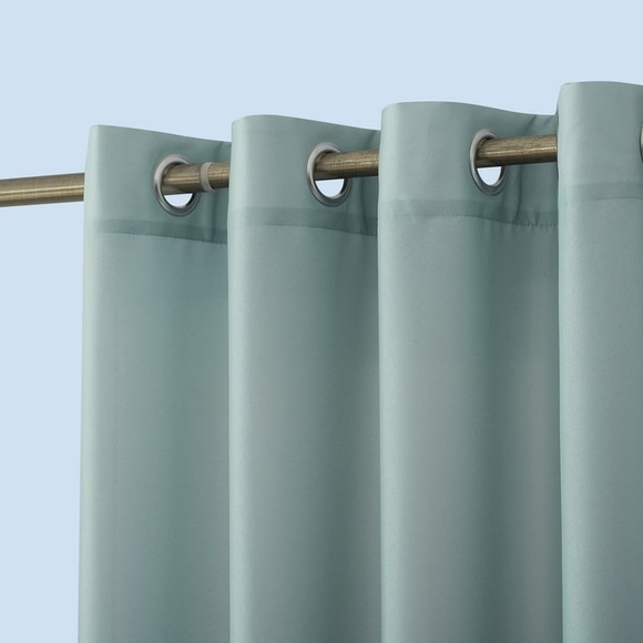 SUN ZERO (2 PANELS) ENERGY EFFICIENT NOISE REDUCTION GROMMET PANELS - Picture 3 of 14